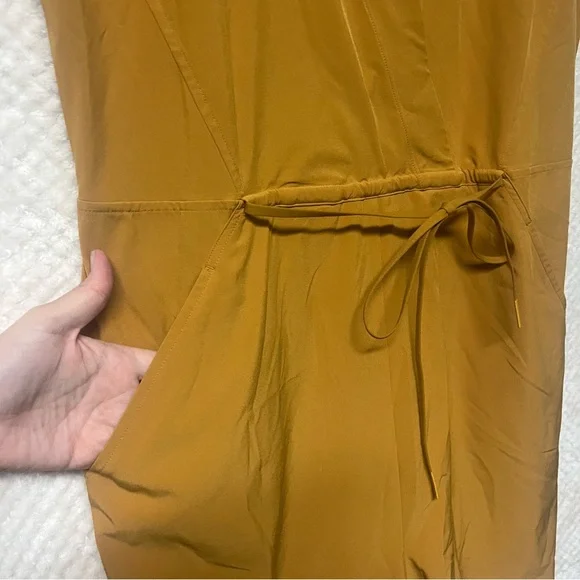 Athleta Marlow Romper w Pockets Tuscan Gold V Neck Lightweight Adjustable Waist - Picture 6 of 8
